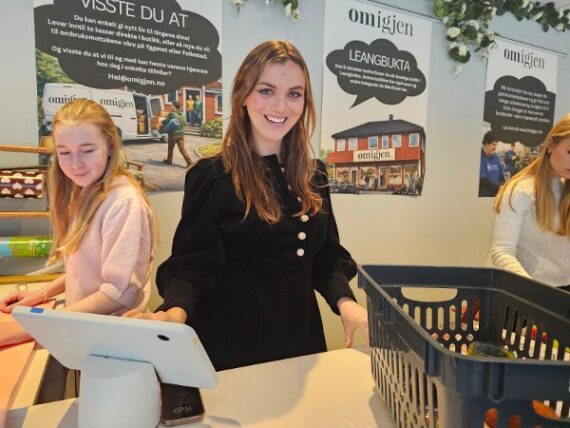 Interaction at Omigjen reuse centre